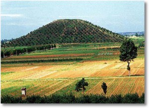 piramidele din China (2)